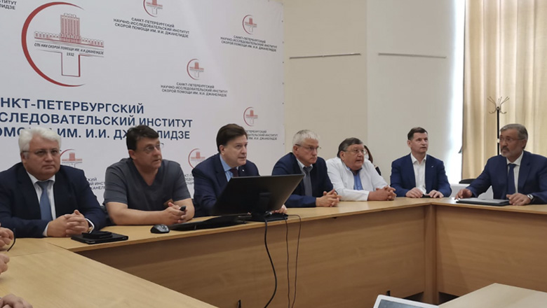 Директор НМИЦ хирургии имени А.В. Вишневского Амиран Шотаевич Ревишвили посетил Санкт-Петербург с рабочим визитом